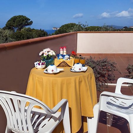 B&B Villa La Rocca Алгеро Екстериор снимка